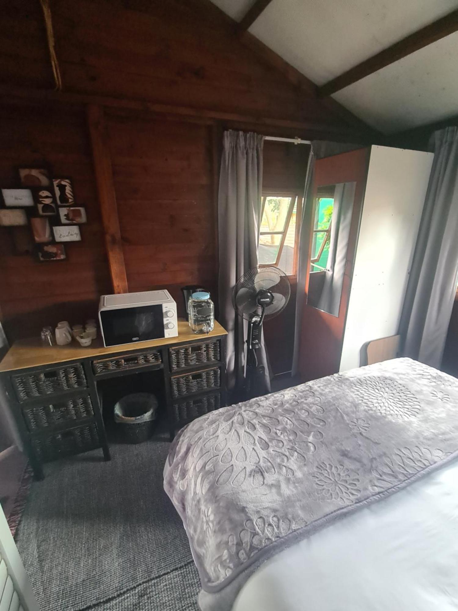 The Old Cabin Hotel Cullinan Buitenkant foto